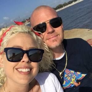 Meet your Posher, Cara